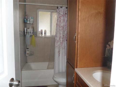 5502 Sable St, Denver, CO 80239 photo 10