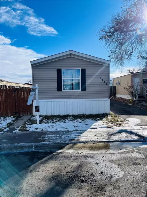 5552 Riverdale Ln, Thornton, CO 80229