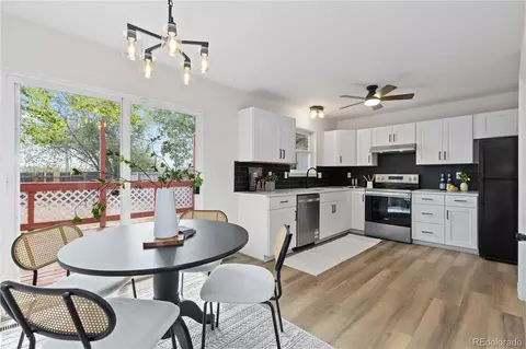 3110 Cimarron St, Aurora, CO 80011 photo 8