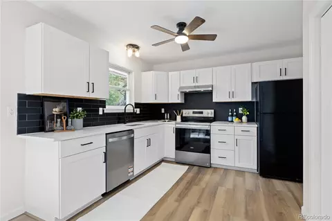 3110 Cimarron St, Aurora, CO 80011 photo 9