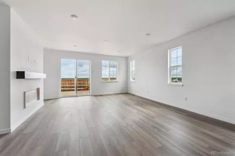 25283 E Warren Pl, Aurora, CO 80018 photo 10