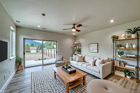 401 Alabama St #A, Poncha Springs, CO 81242