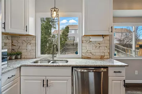 19820 E Amherst Dr, Aurora, CO 80013