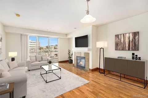 9019 E Panorama Cir #D-304, Englewood, CO 80112