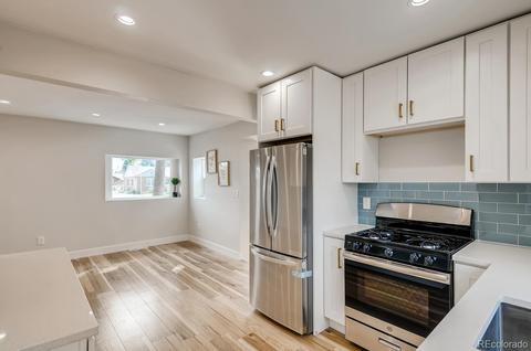 7445 E 21st Ave, Denver, CO 80207 photo 14