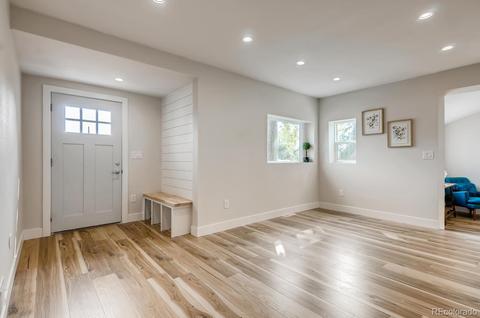 7445 E 21st Ave, Denver, CO 80207 photo 9