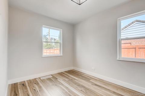 7445 E 21st Ave, Denver, CO 80207 photo 19