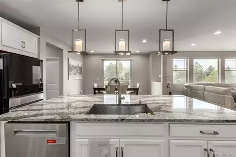 Kitchen - 20165 E Fair Ln, Centennial, CO 80016 photo 7 of 7