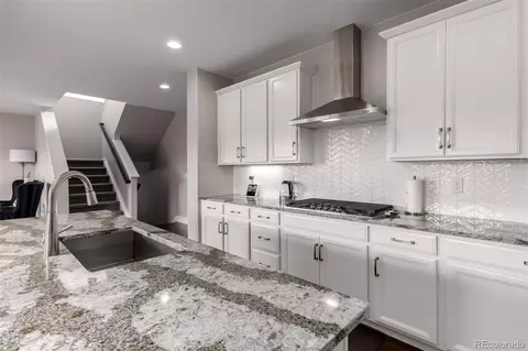 Kitchen - 20165 E Fair Ln, Centennial, CO 80016 photo 5 of 7