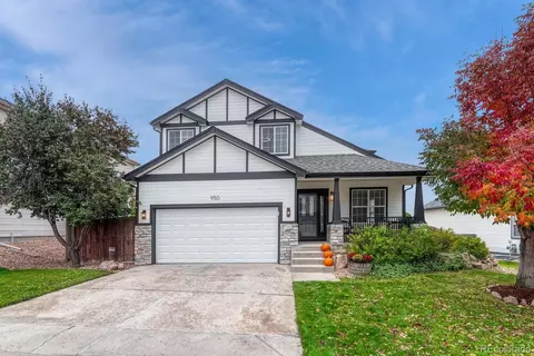 950 Sundown Dr, Castle Rock, CO 80104