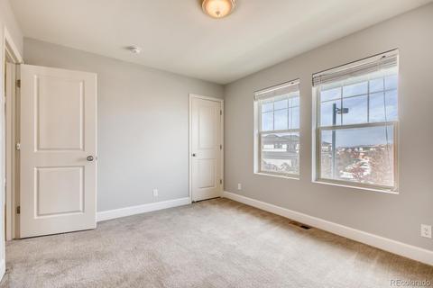 8916 E 50th Ave, Denver, CO 80238 photo 11