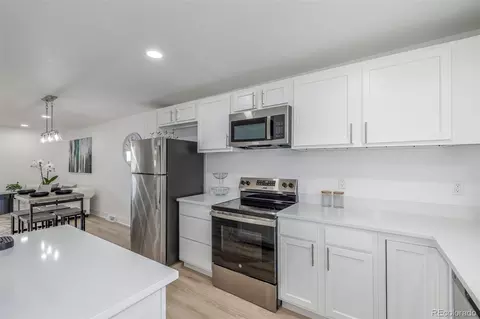 2232 Coronado Pkwy #B, Denver, CO 80229