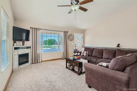 3937 Tumbleweed Dr, Evans, CO 80620 photo 5