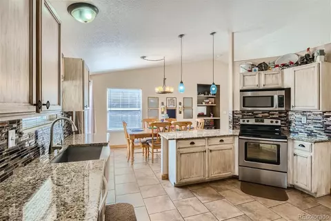 3937 Tumbleweed Dr, Evans, CO 80620 photo 7
