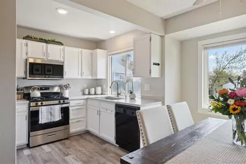 Kitchen - 19876 E Bethany Dr, Aurora, CO 80013 photo 3 of 3