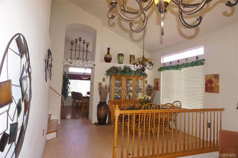 4812 Deephaven Ct, Denver, CO 80239 photo 3