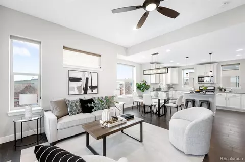 10043 Town Ridge Ln, Lone Tree, CO 80124