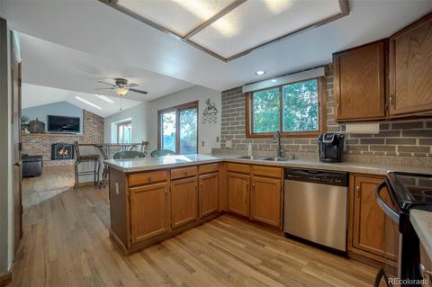 907 E 132nd Ave, Thornton, CO 80241 photo 10