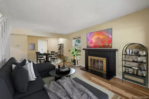 1521 S Owens St #15, Denver, CO 80232