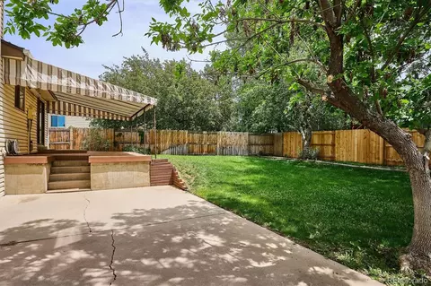 Exterior - 16634 E Rice Cir, Aurora, CO 80015 photo 5 of 10