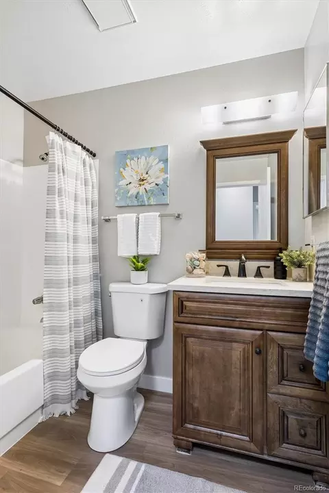 Bath - 16634 E Rice Cir, Aurora, CO 80015 photo 5 of 5