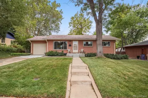 2934 S Zurich Ct, Denver, CO 80236