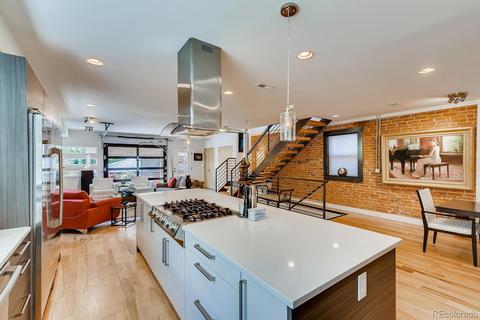 2537 Cherry St, Denver, CO 80207 photo 5