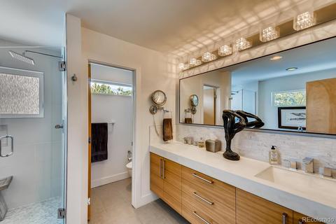 2537 Cherry St, Denver, CO 80207 photo 20
