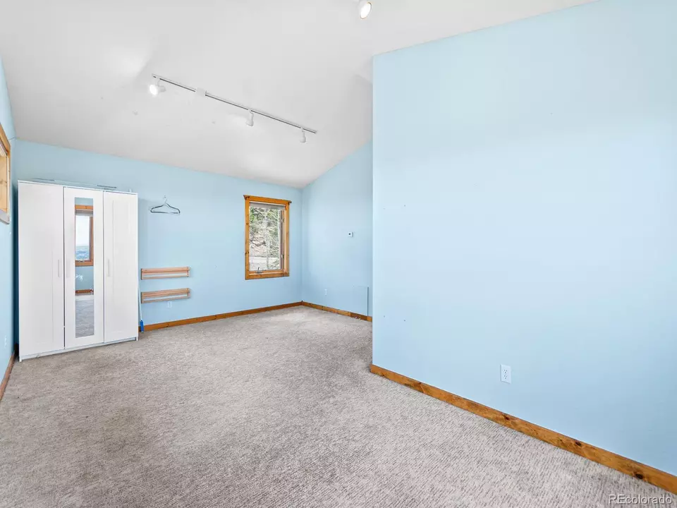 Bedroom - 11766 Coal Creek Heights Dr, Golden, CO 80403 photo 4 of 8