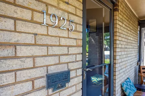 Exterior - 1925 S Corona St, Denver, CO 80210 photo 4 of 8
