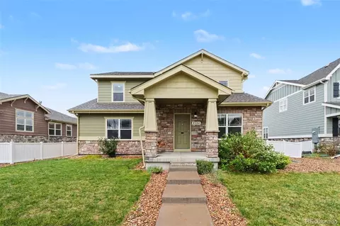 2304 Winding Dr, Longmont, CO 80504