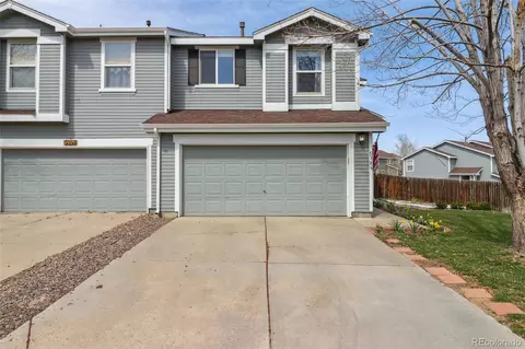 5386 S Picadilly Ct, Aurora, CO 80015