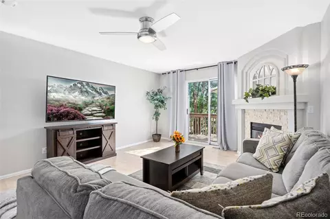 12036 E Hoye Dr, Aurora, CO 80012