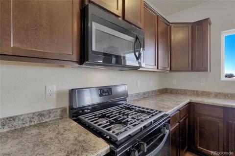 47331 Lilac Ave, Bennett, CO 80102 photo 4