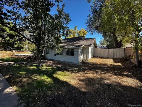 212 Knox Ct, Denver, CO 80219
