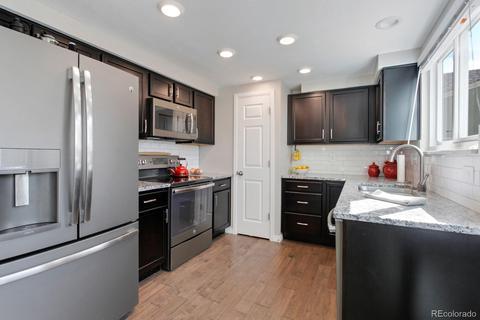 8261 Iris Ct, Arvada, CO 80005 photo 9