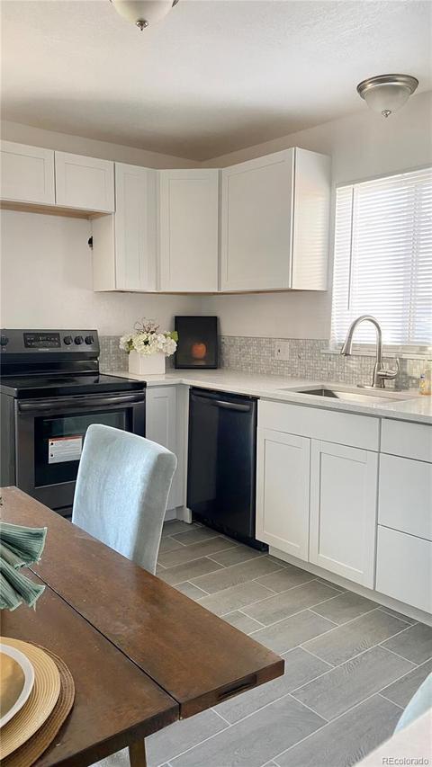 7251 Avrum Dr, Denver, CO 80221 photo 7
