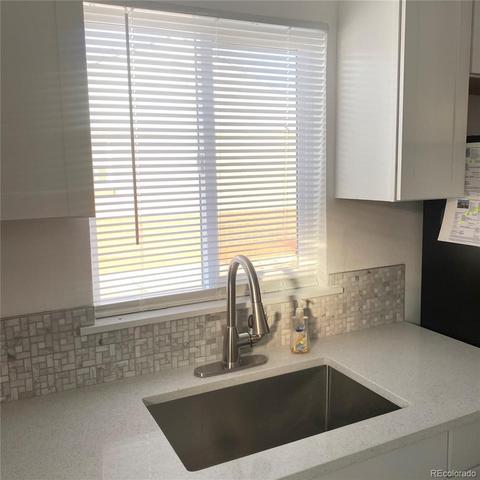 7251 Avrum Dr, Denver, CO 80221 photo 6