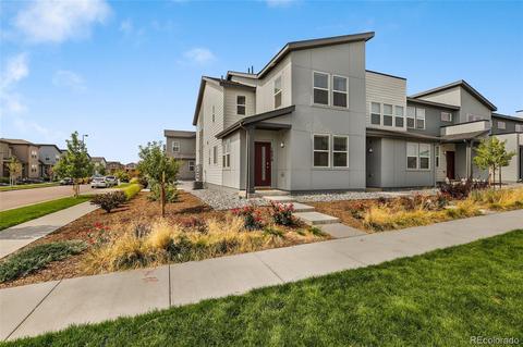 16079 Elk Dr, Denver, CO 80239 photo 1