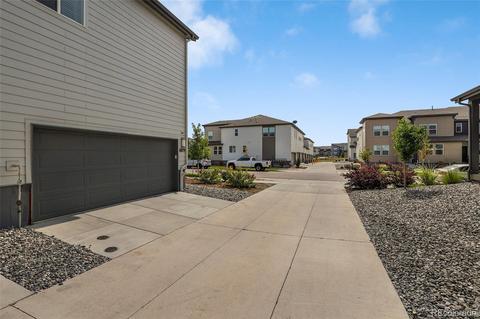 16079 Elk Dr, Denver, CO 80239 photo 25