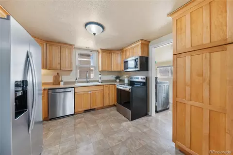 Kitchen - 550 Custer Ave, Akron, CO 80720 photo 1 of 2