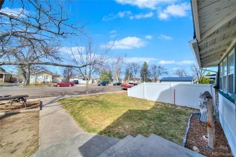 Exterior - 550 Custer Ave, Akron, CO 80720 photo 7 of 9