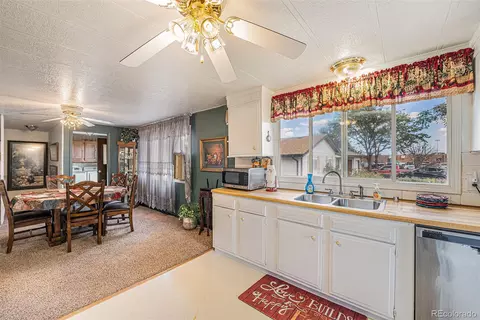 610 6th St, Bennett, CO 80102 photo 9