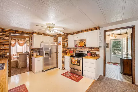 610 6th St, Bennett, CO 80102 photo 8