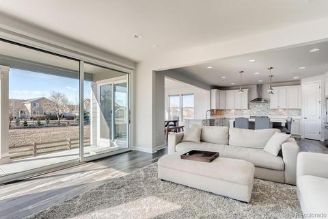 2040 E 150th Ct, Thornton, CO 80602 photo 4