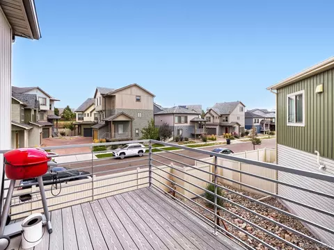 Exterior - 19198 E 55th Ave, Denver, CO 80249 photo 5 of 9