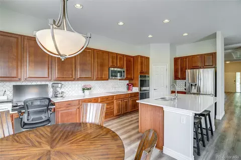 Kitchen - 22226 E Glasgow Pl, Aurora, CO 80016 photo 3 of 5