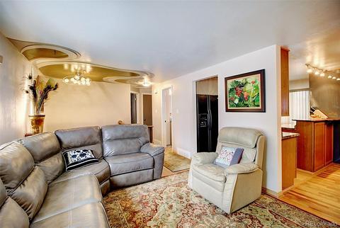 6532 Iris St, Arvada, CO 80004 photo 3