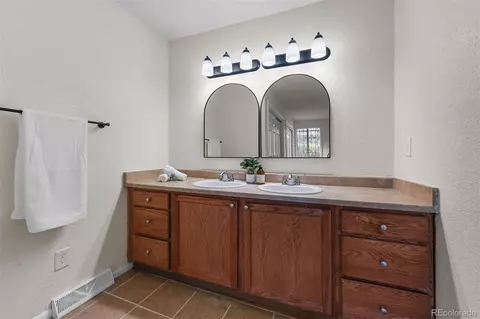 1280 Sable Blvd, Aurora, CO 80011 photo 5