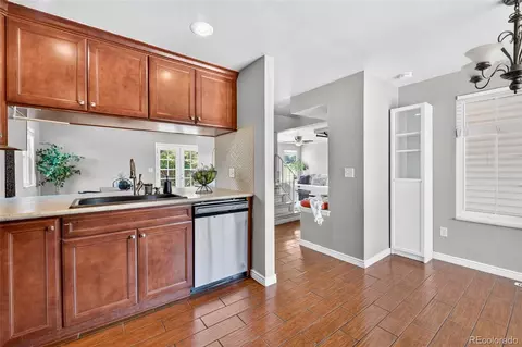 Kitchen - 18313 E Crestline Cir, Centennial, CO 80015 photo 2 of 3